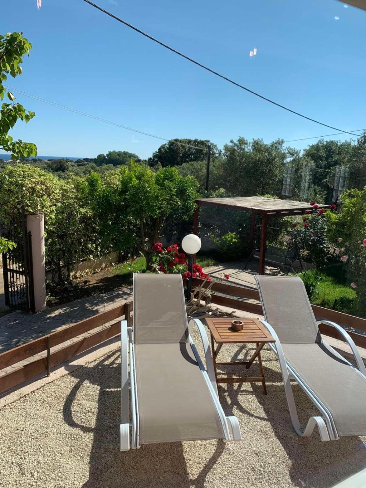 فيلا Ey House Halikounas الغرفة الصورة